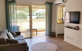 Studio neuf et équipé, Plages et restaurants à deux pas !